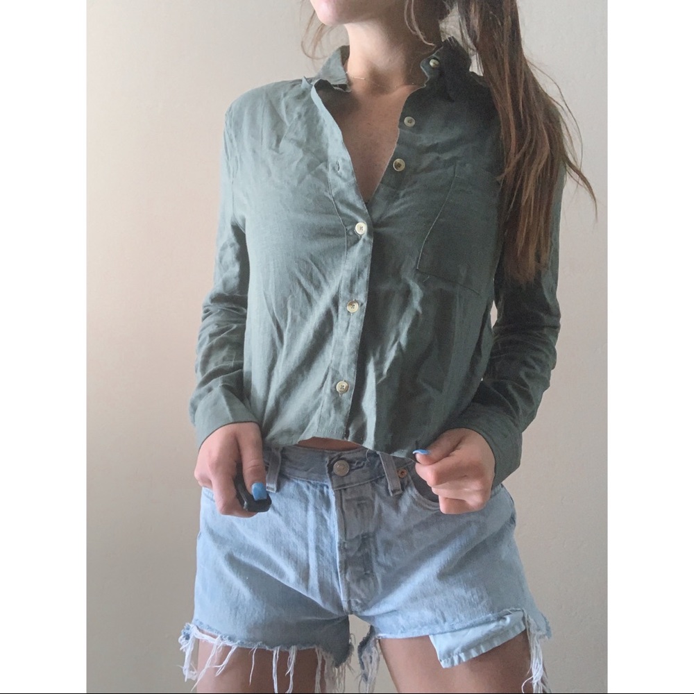 olive green cropped linen long sleeve button up
